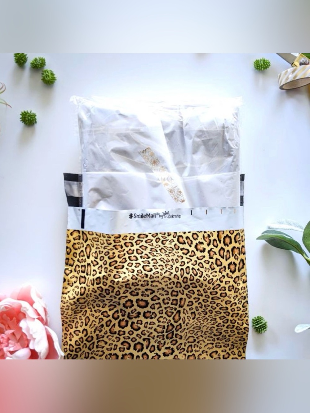 30 10” x 13” Cheetah Poly Mailers - Picture 3 of 3